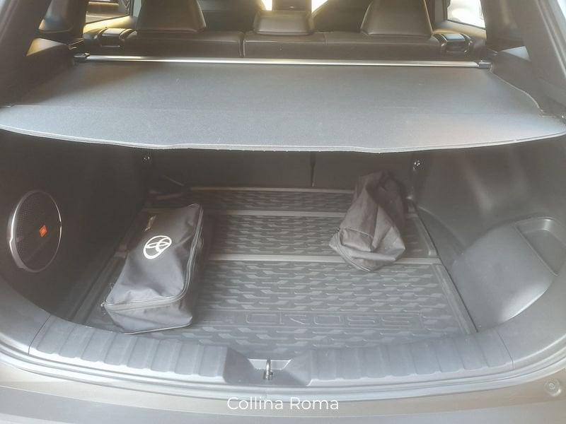 Toyota Corolla Cross 2.0H (197 CV) E-CVT Lounge Light 2WD