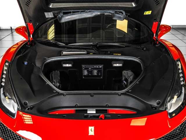 Ferrari 488 Pista