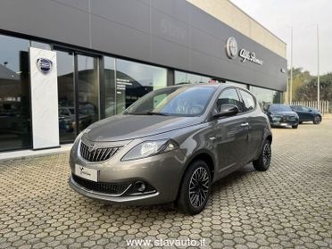 Lancia Ypsilon Lancia Ypsilon 1.0 FireFly S&S Hybrid Platino + Pack comfort