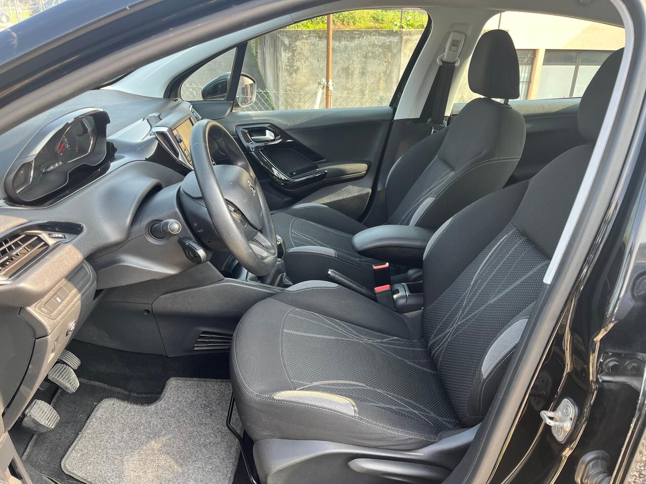 Peugeot 208 1.4 VTi 95 CV 5p. GPL Active - Si permuta Ok Neopatentato