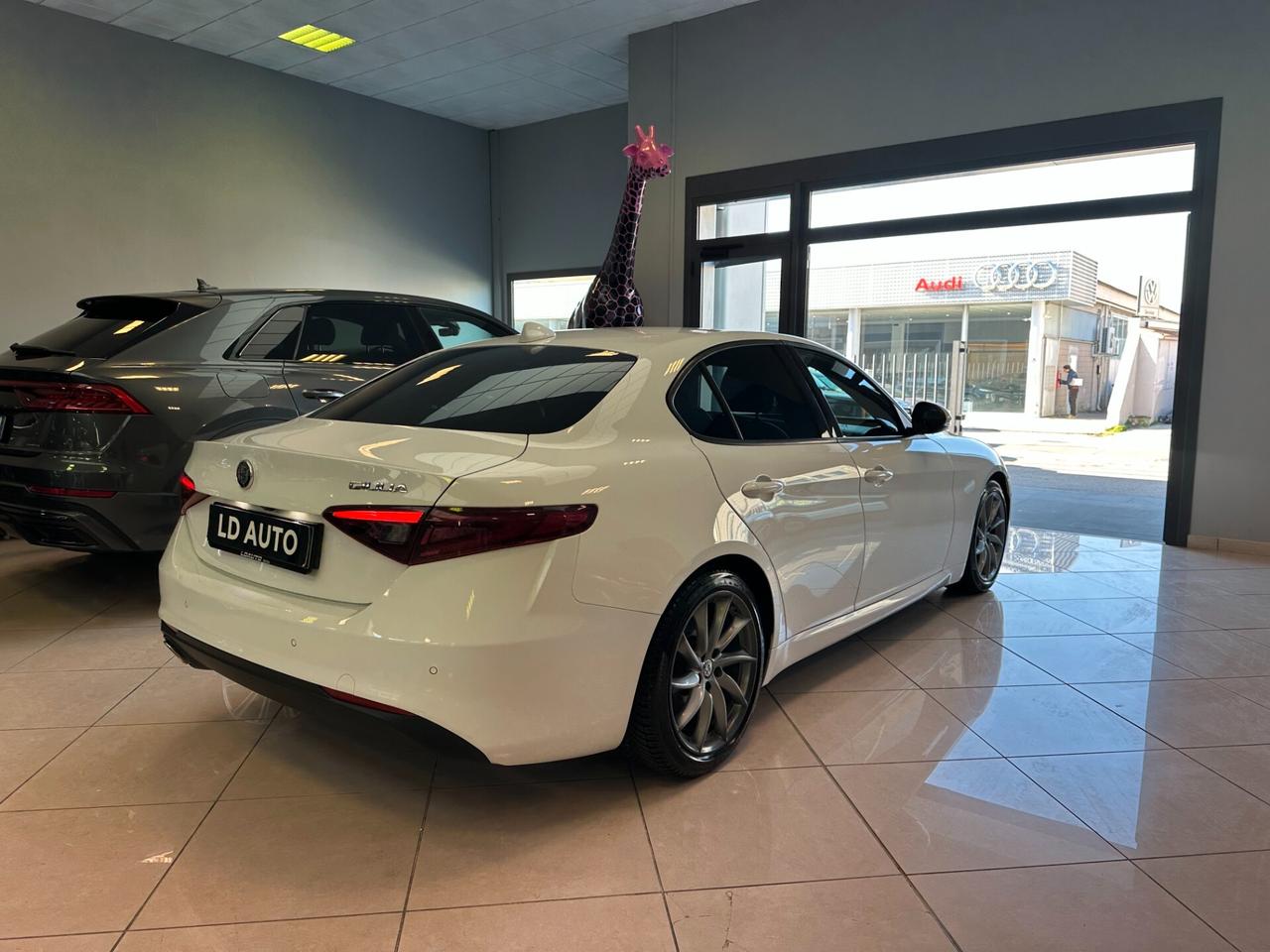 Alfa Romeo Giulia 2.2 Turbodiesel 150 CV AT8 Super PARI AL NUOVO