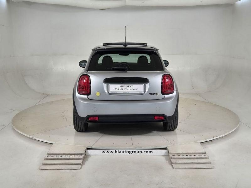 MINI Full Electric Mini F56 2021 Mini 3p Cooper SE Electric auto