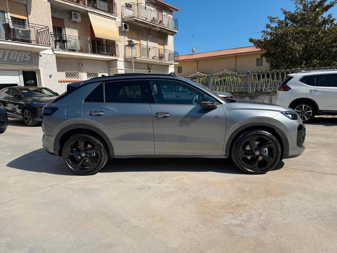 Volkswagen T-Roc 1.5 eTSI ACT 150 CV DSG R-Line