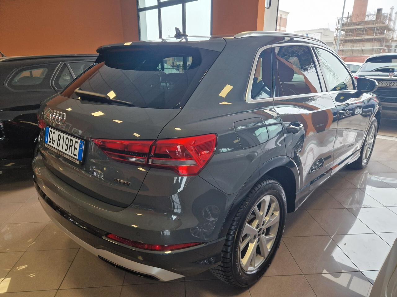 Audi Q3 35 TDI quattro S tronic Business Advanced