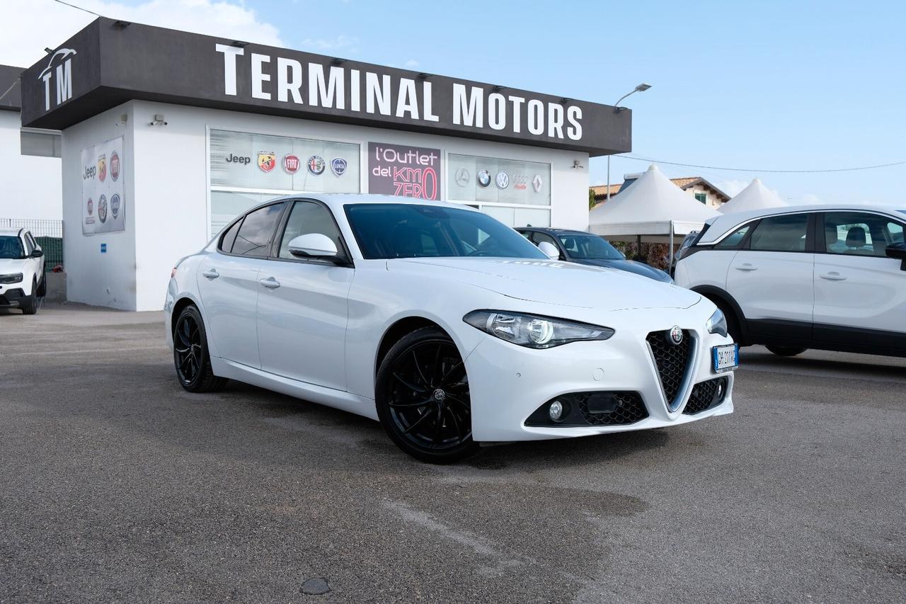 Alfa Romeo Giulia 2.2 Turbodiesel 136 CV AT8