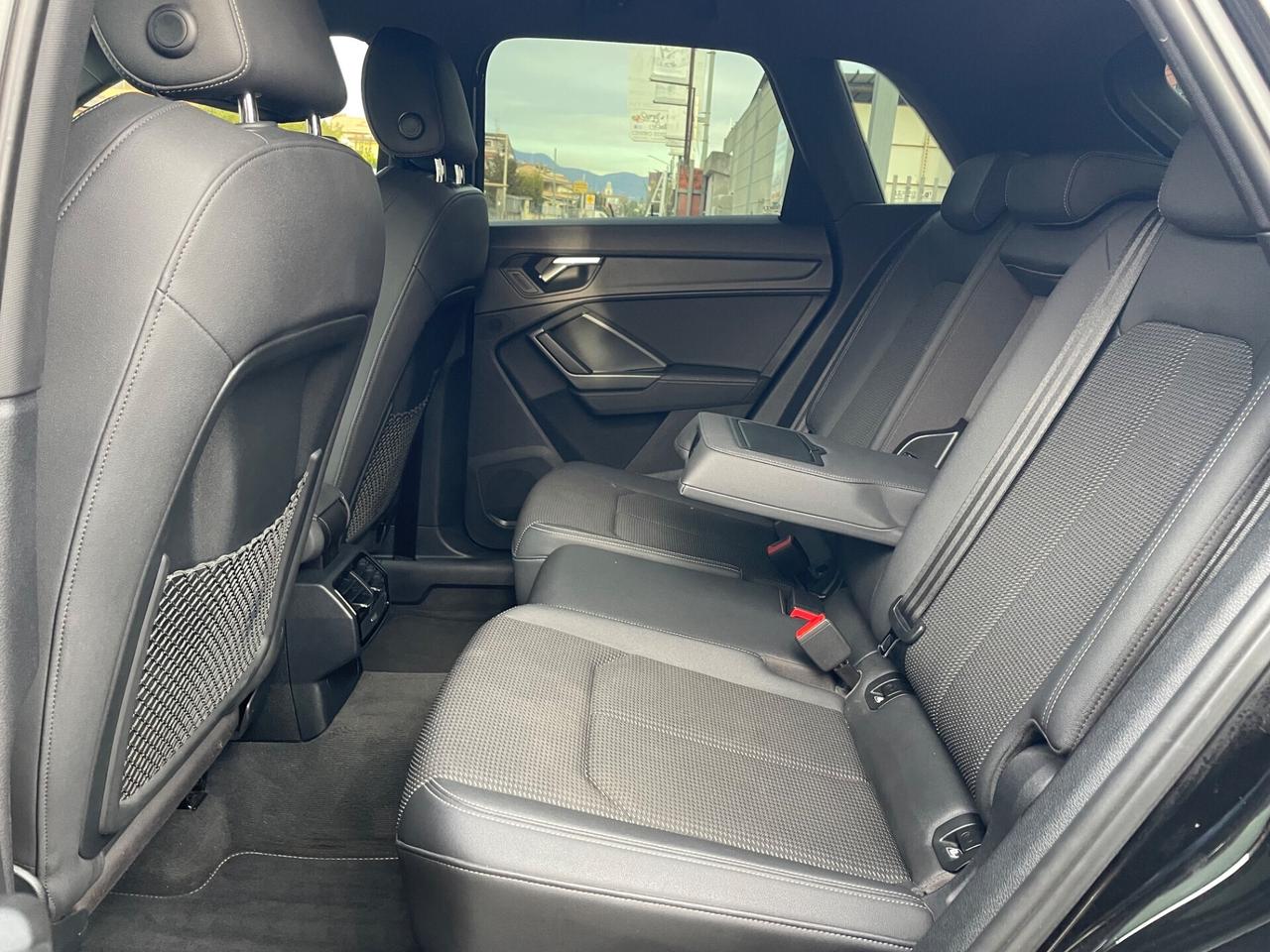 Audi Q3 35 TDI quattro S line edition