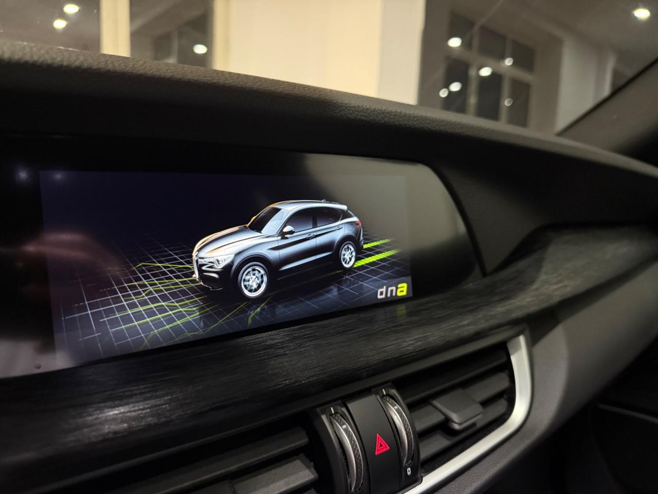 Alfa Romeo Stelvio 2.2TurboD 160CV AT8 ROSSO ALFA2023