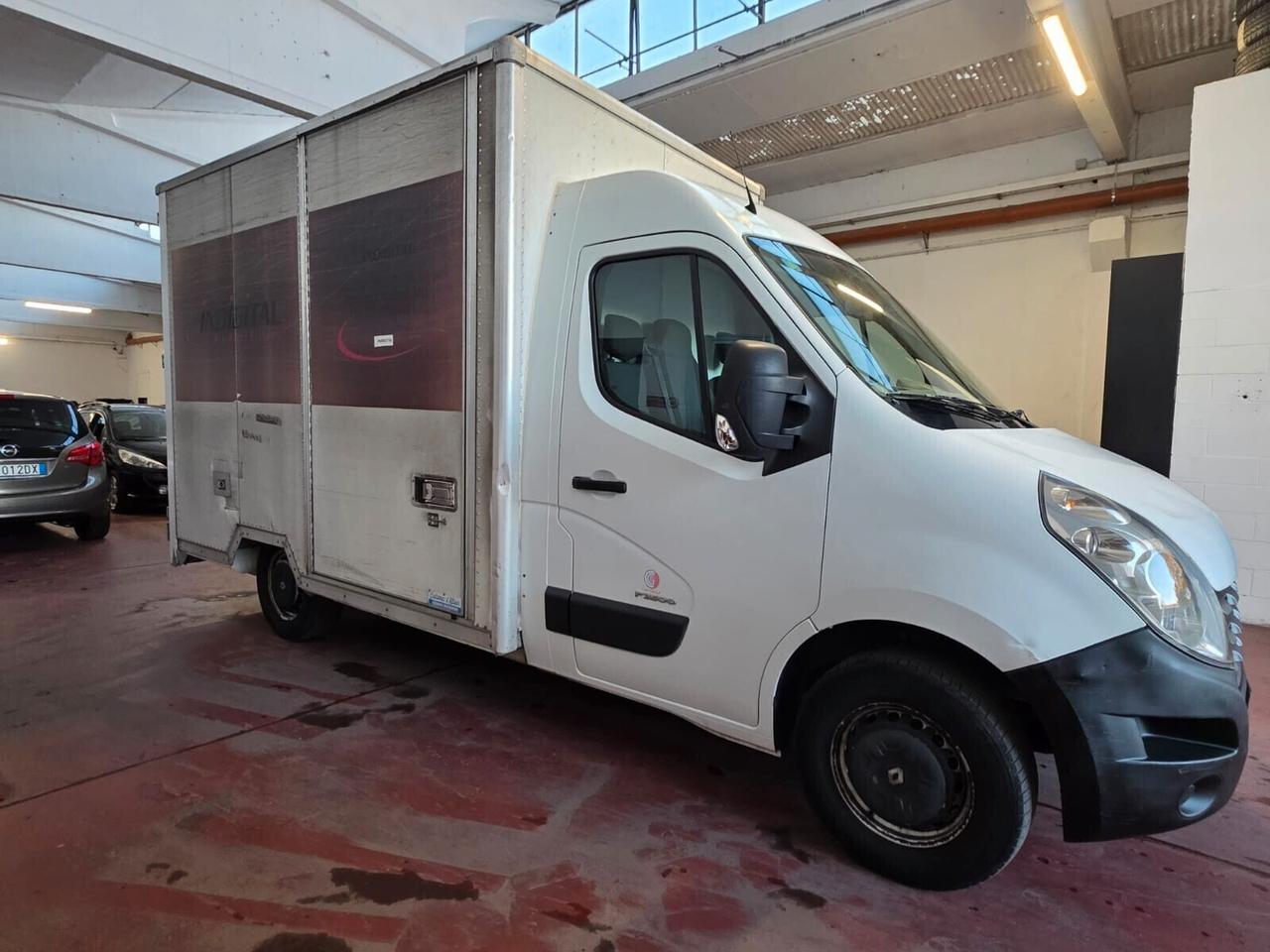Renault Master neopatentati