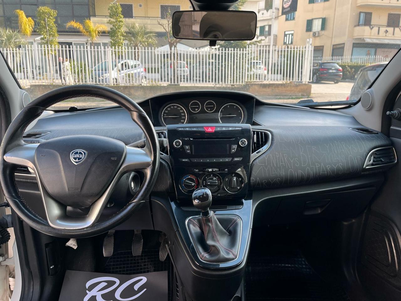 Lancia Ypsilon 1.3 MJT 16V 95 CV 5 porte S&S Platinum