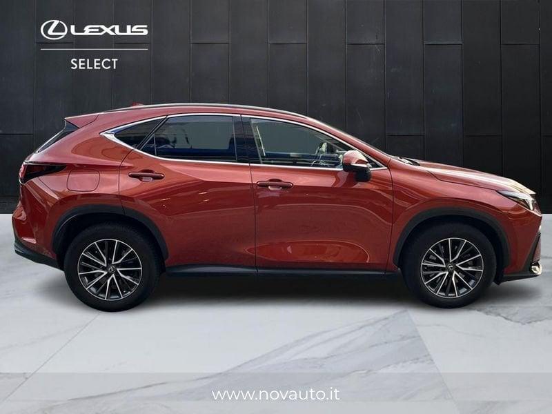 Lexus NX NX 450h+ 2.5 phev Premium 4wd 309cv e-cvt