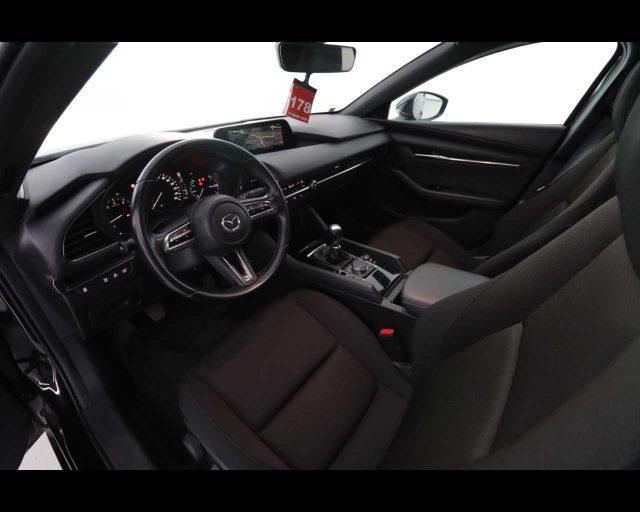 MAZDA 3 Mazda3 2.0L Skyactiv-G M-Hybrid Executive