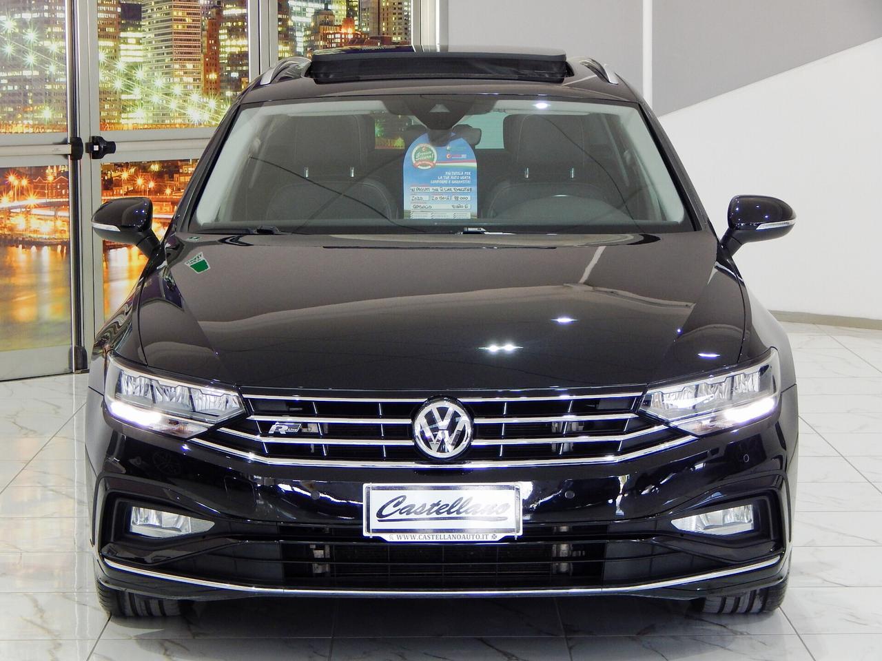 Volkswagen Passat Variant 2.0TDI R-LINE Executive 150cv DSG TETTO-NAVI-PELLE