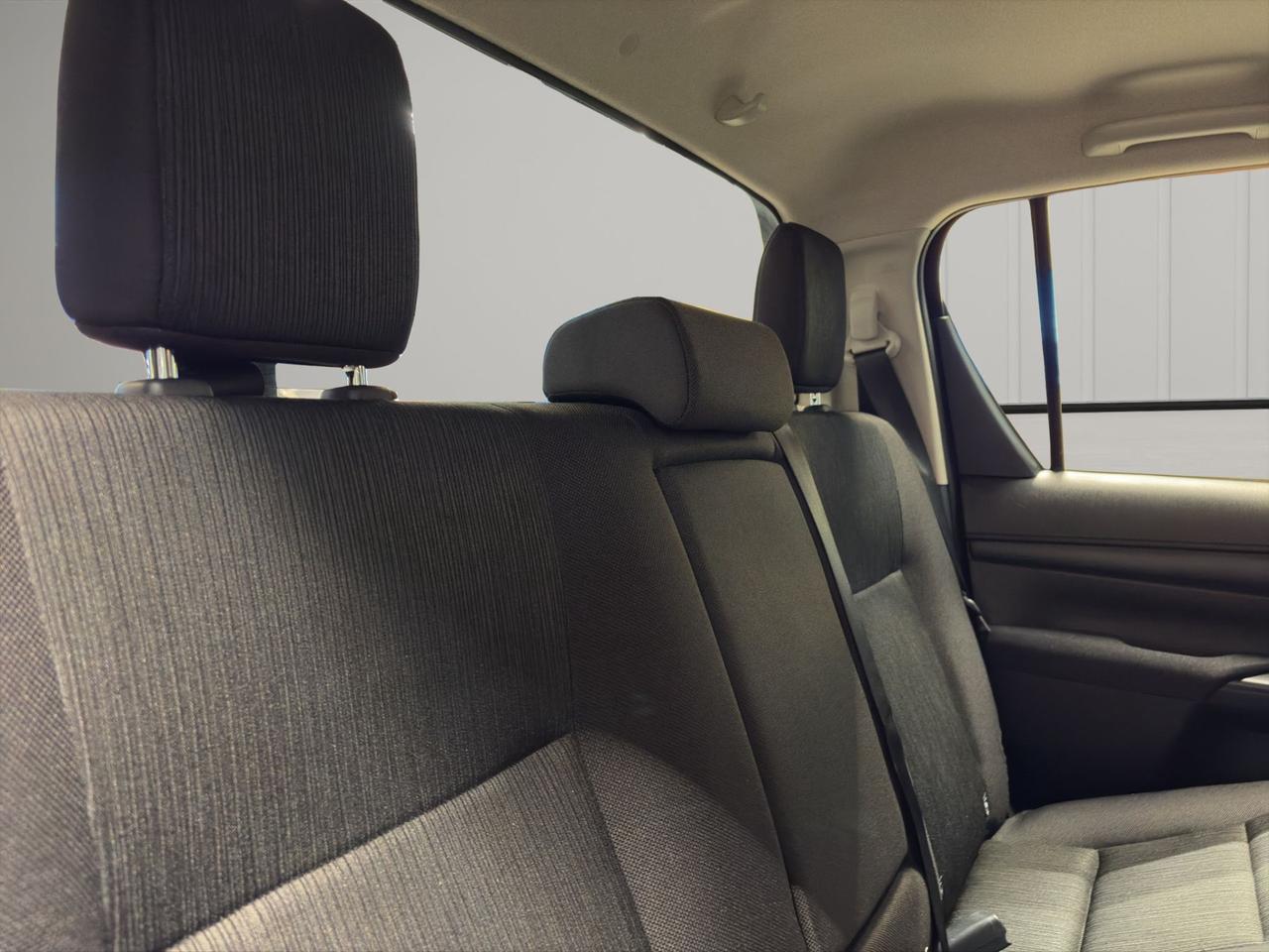 Toyota Hilux 2.4 d-4d double cab Comfort auto