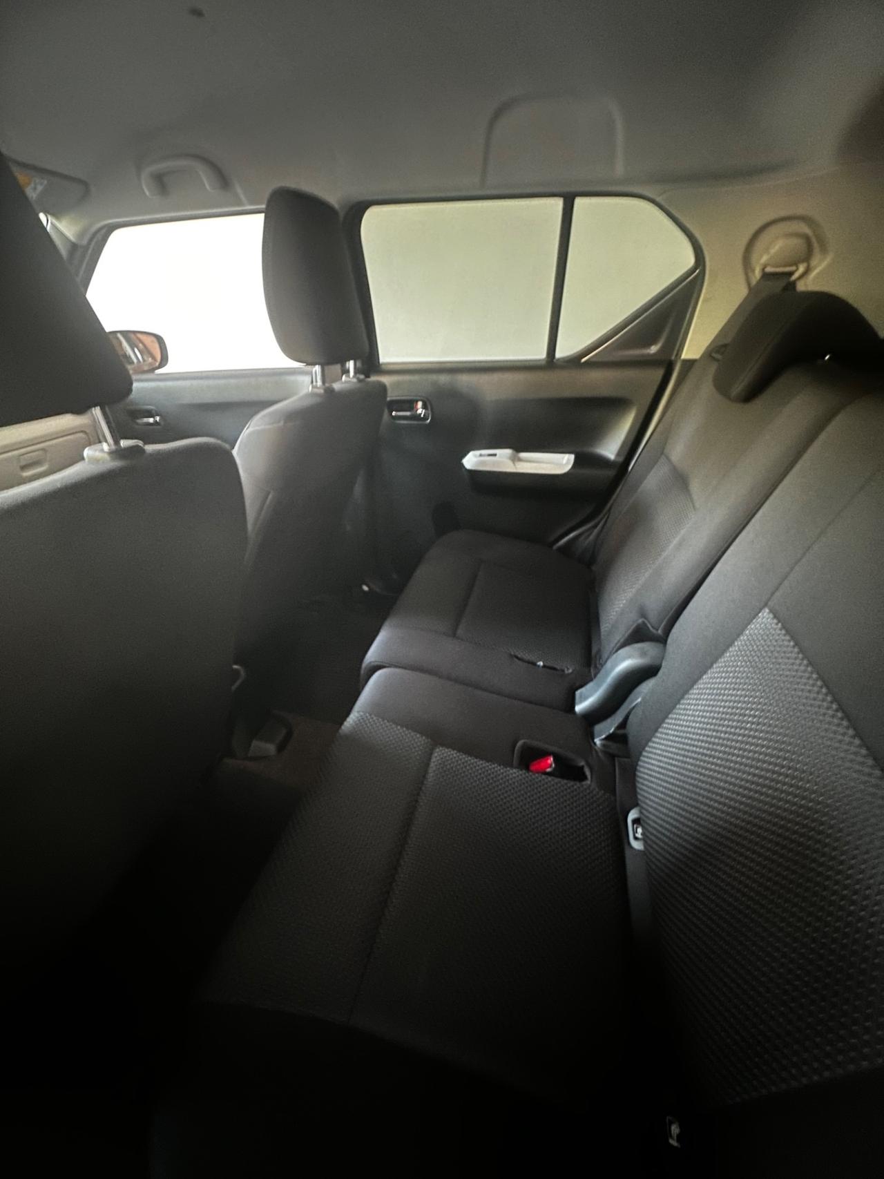 Suzuki Ignis 1.2 Hybrid Top