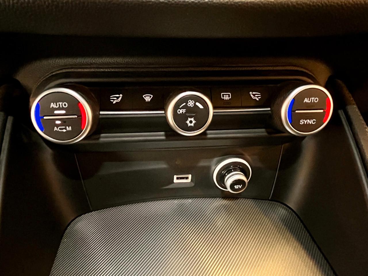 Alfa Romeo Stelvio 2.2 Turbodiesel 210 CV AT8 Q4 Super