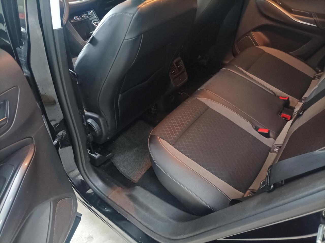 Opel Grandland X 1.6 diesel Ecotec Start&Stop aut. Business 05/2018