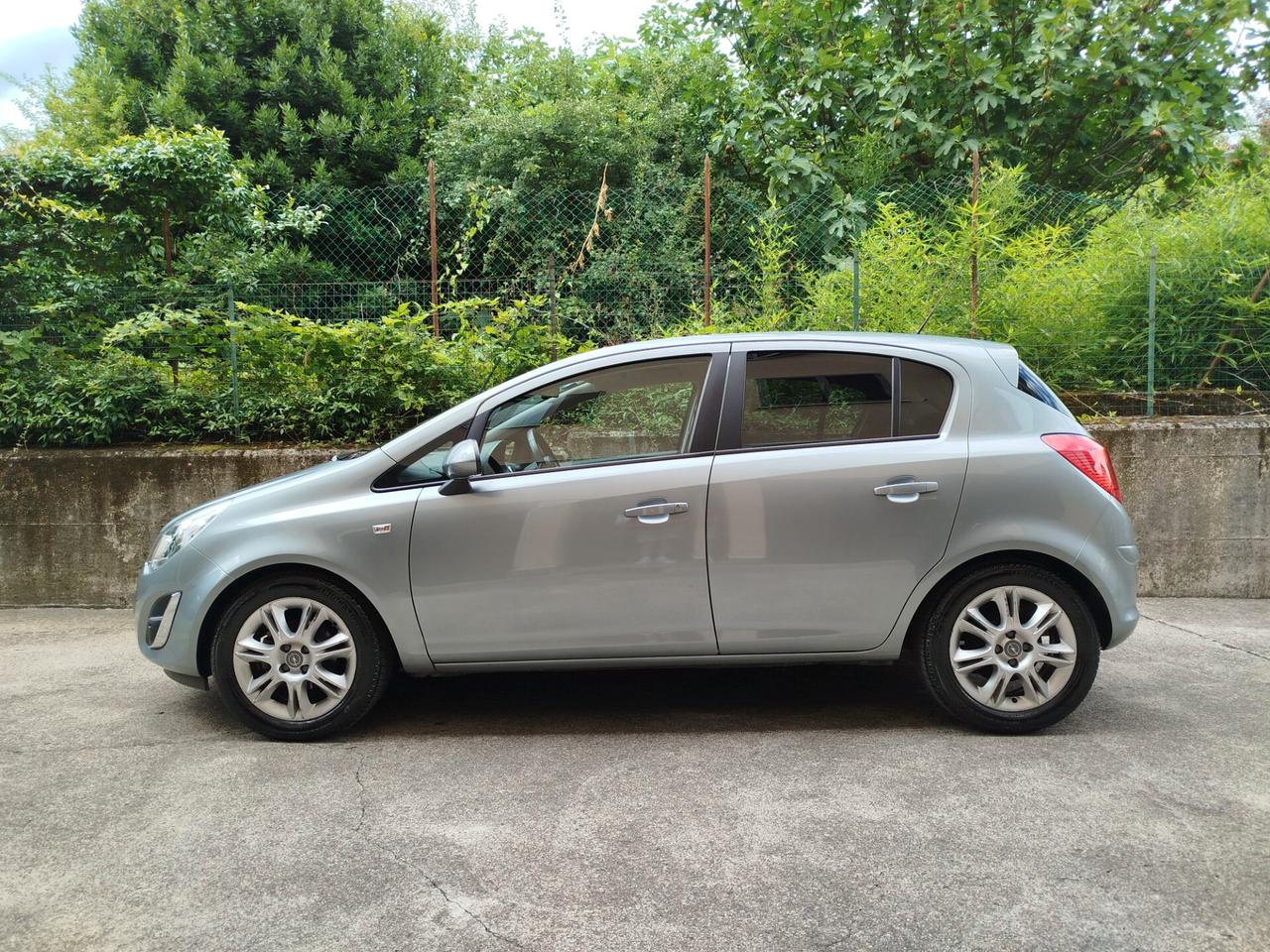 Opel Corsa 1.2 GPL 85cv / 69.000km / Unipro