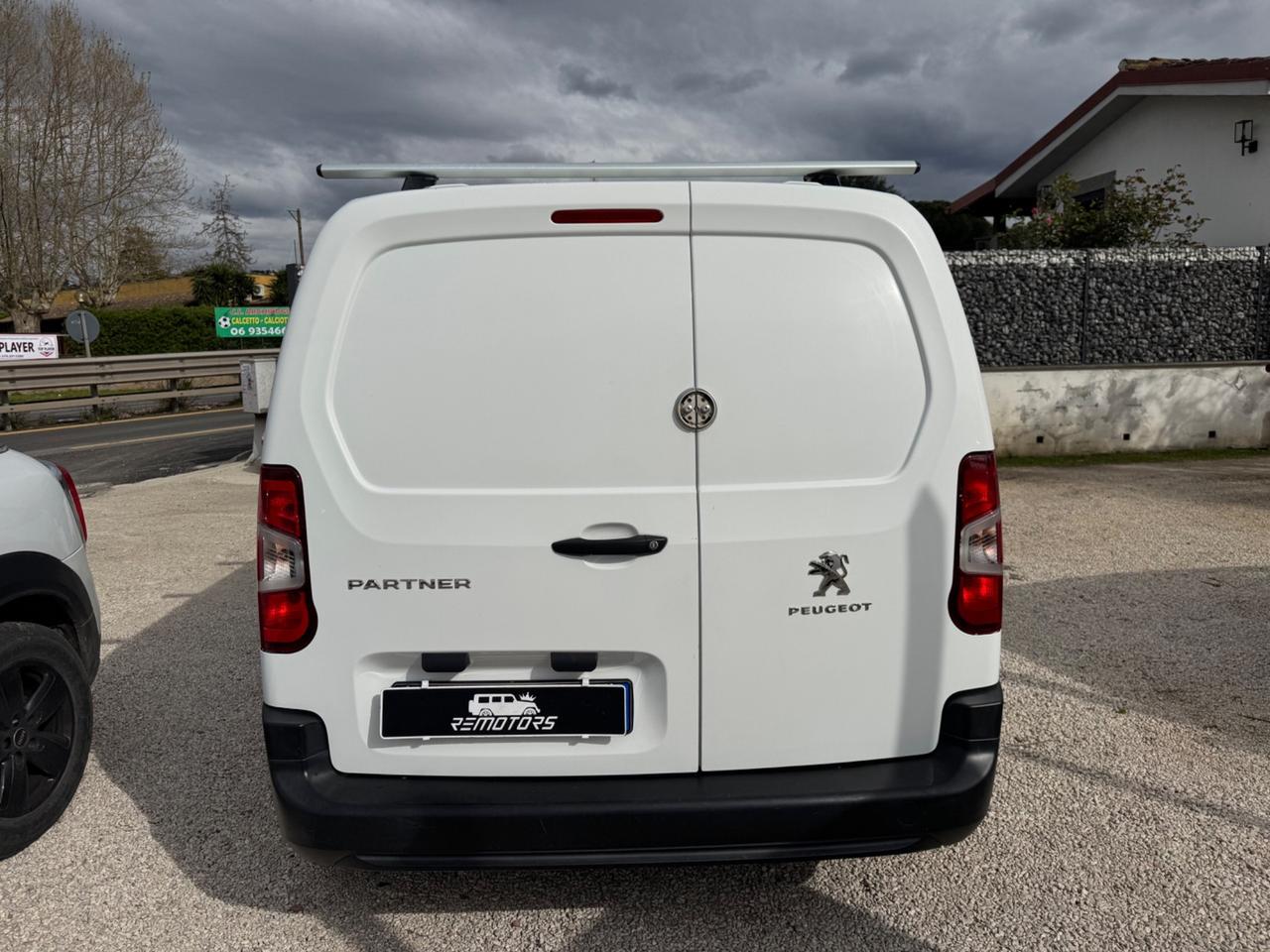 peugeot partner
