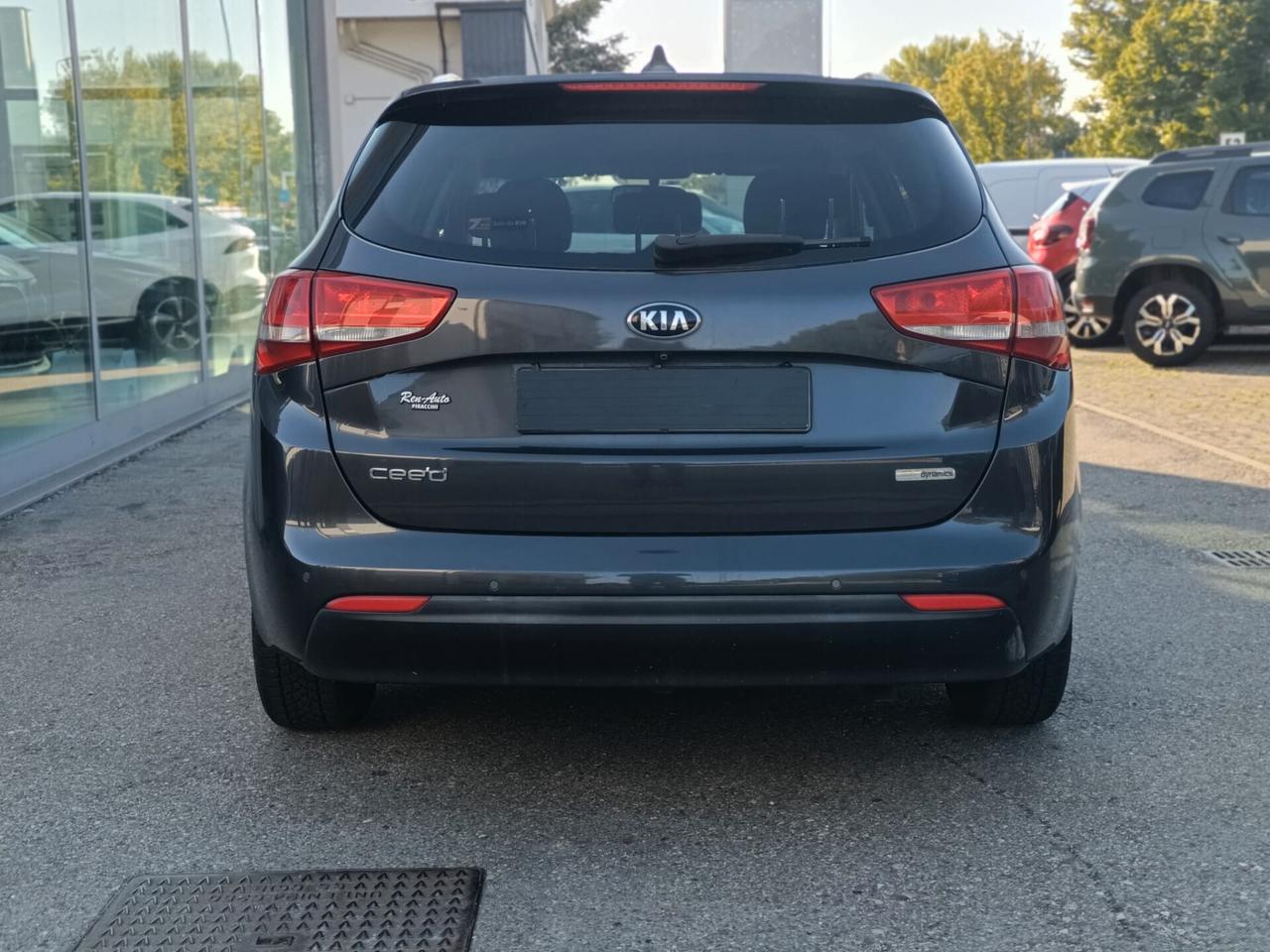 Kia Ceed cee'd 1.6 CRDi 136 CV DCT SW EcoDynamics Business Class