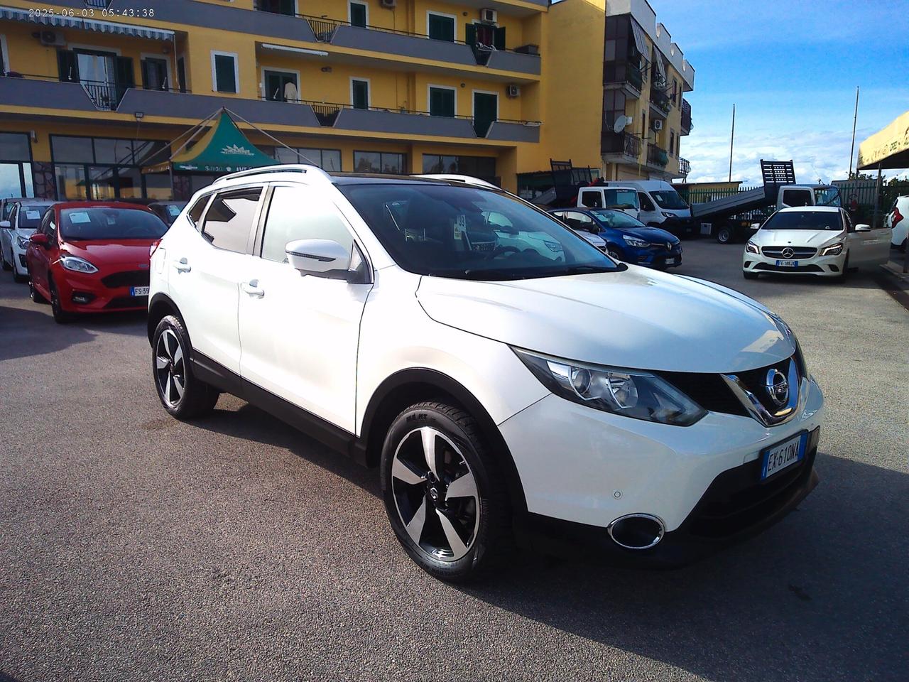 Nissan Qashqai 1.5 DCI 110CV TEKNA TETTO PAN/PDC/NAVI 360° CAMERA