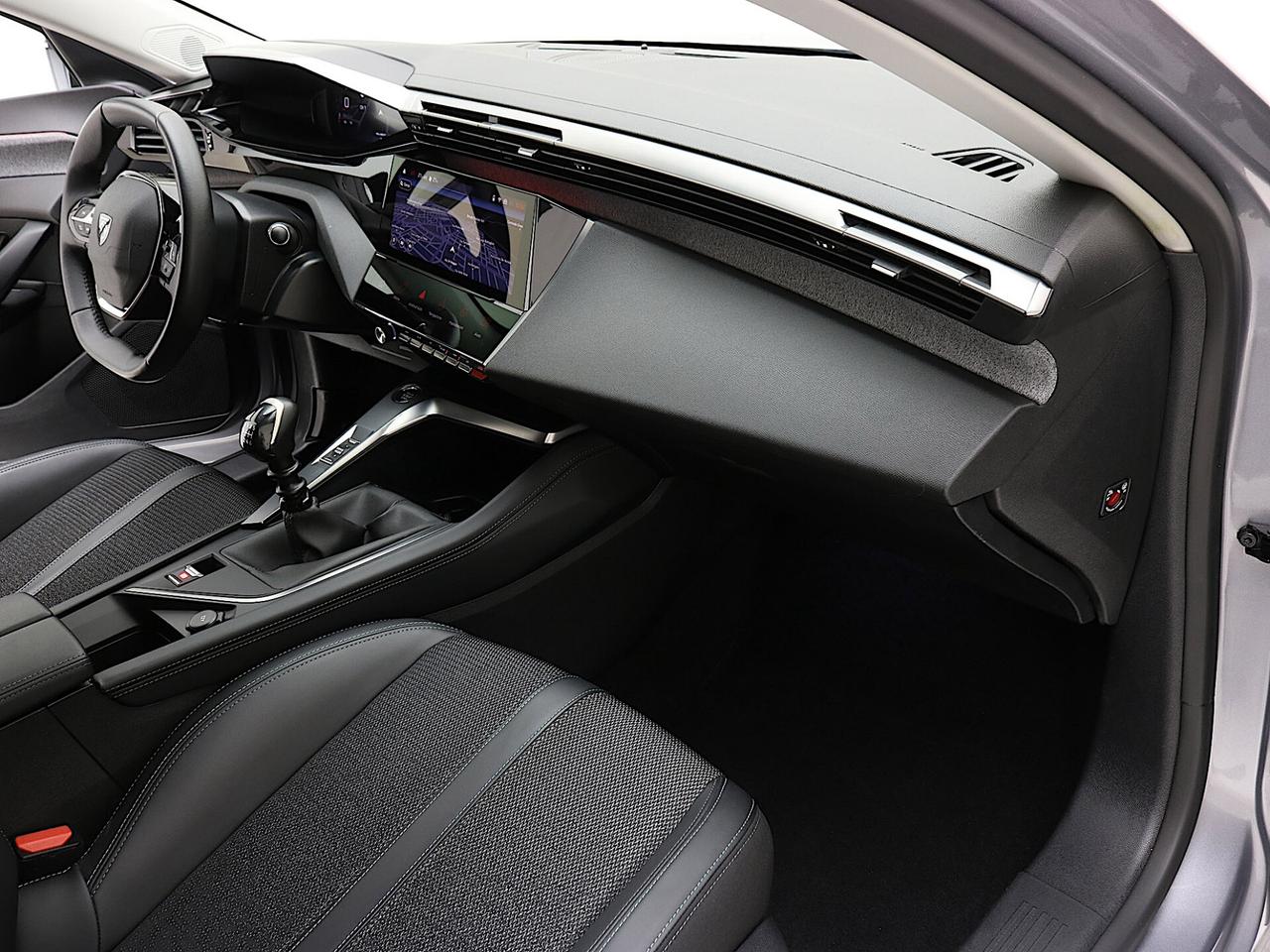 Peugeot 308 1.5 BlueHDi 130CV Allure