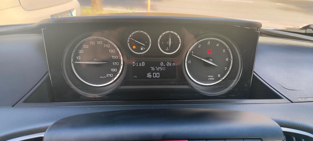 Lancia Ypsilon 0.9 TwinAir 85 CV 5 porte Metano Ecochic Elle