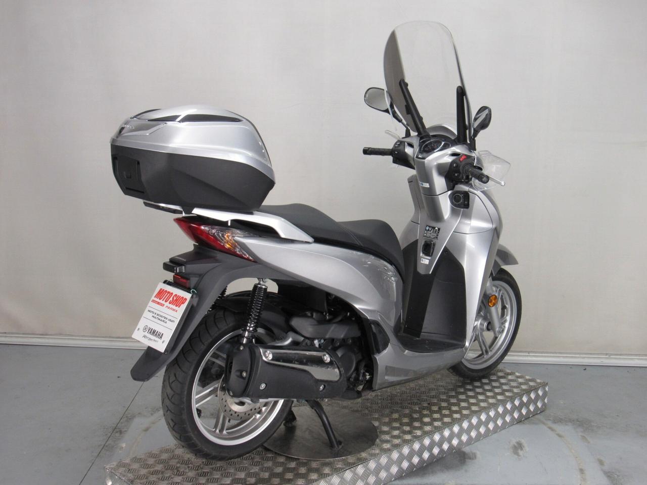Honda SH 300 i ABS