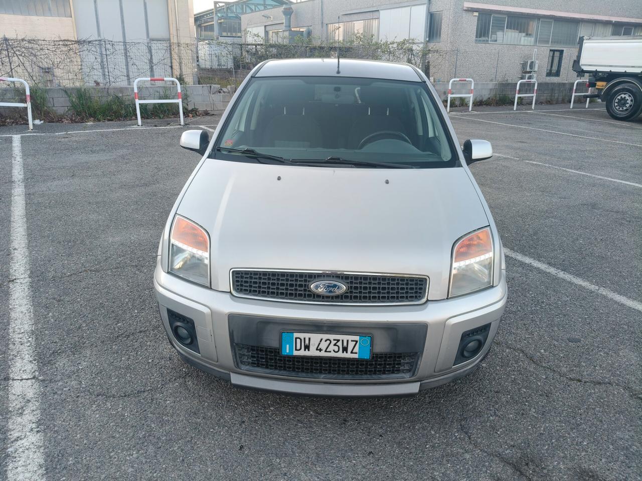 Ford Fusion 1.6 5 porte SOLAMENTE 115.000 KM