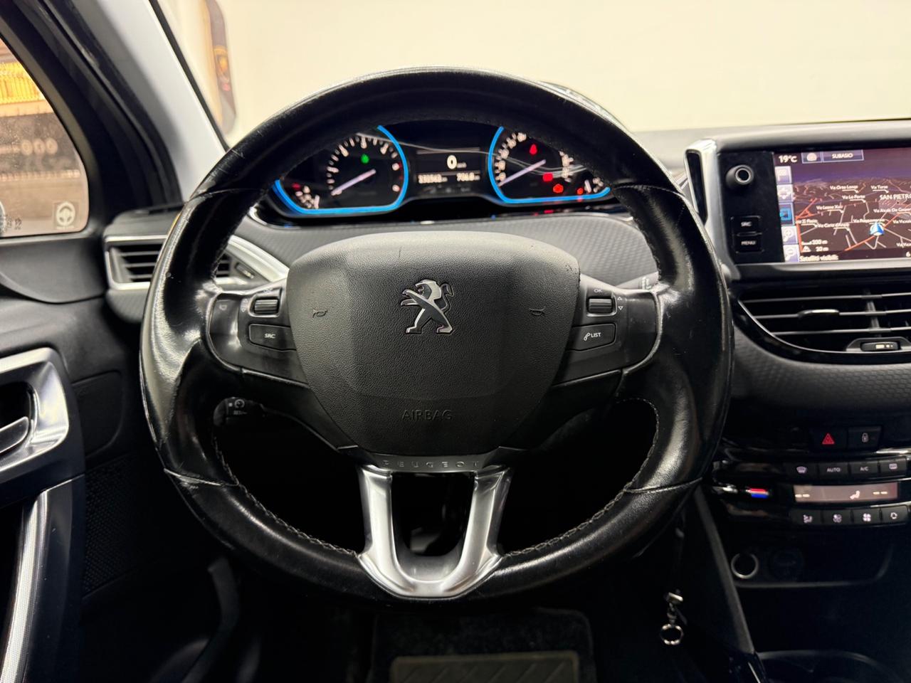 Peugeot 2008 BlueHDi 120 S&S Allure