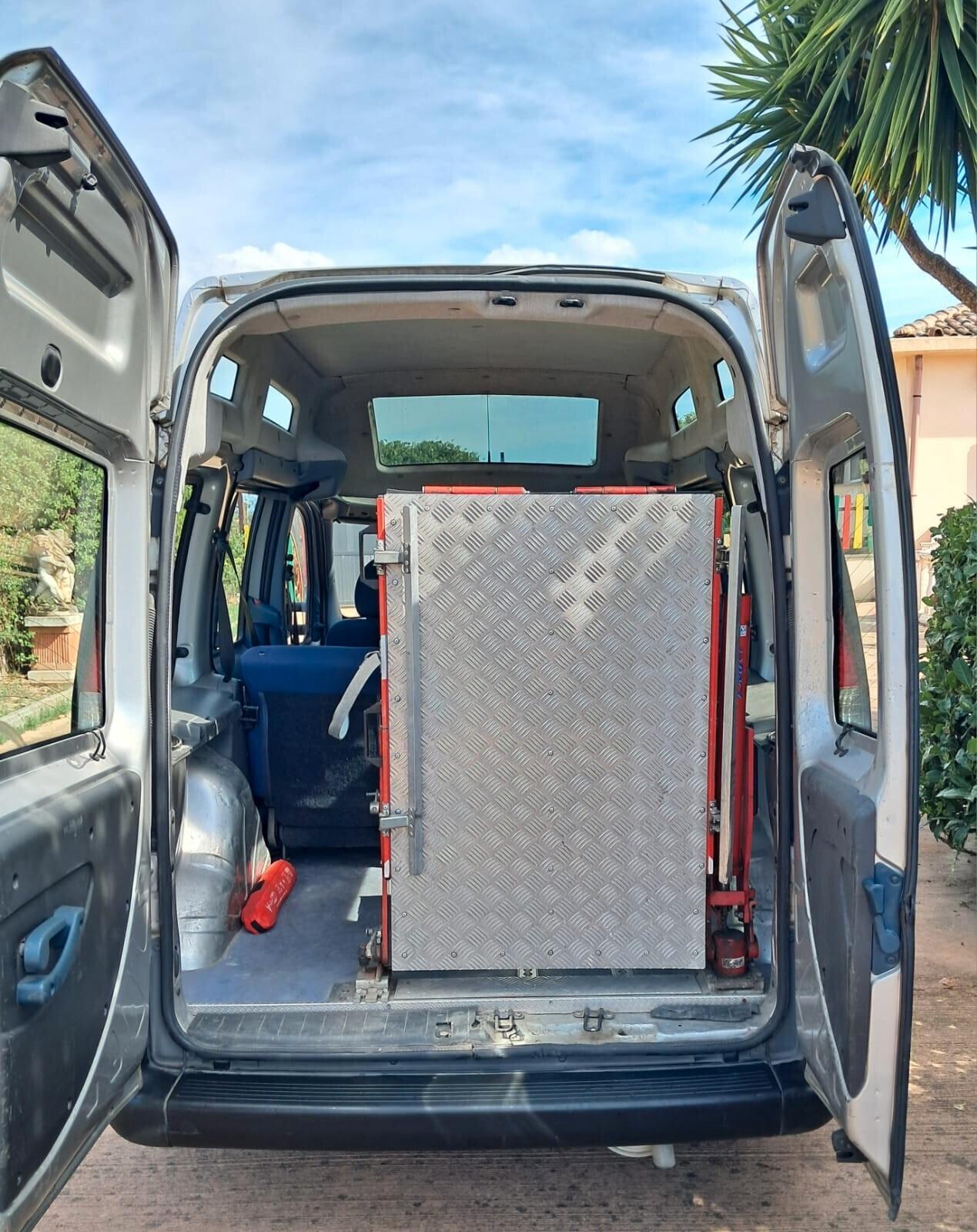 Fiat Doblo 1.6i TETTO ALTO TRASPORTO DISABILI
