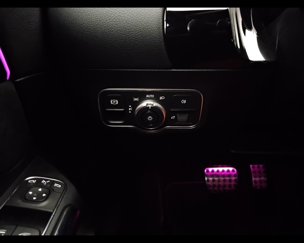 Mercedes-Benz GLA-H247 2020 - GLA 250 e phev (eq-power) Premium auto