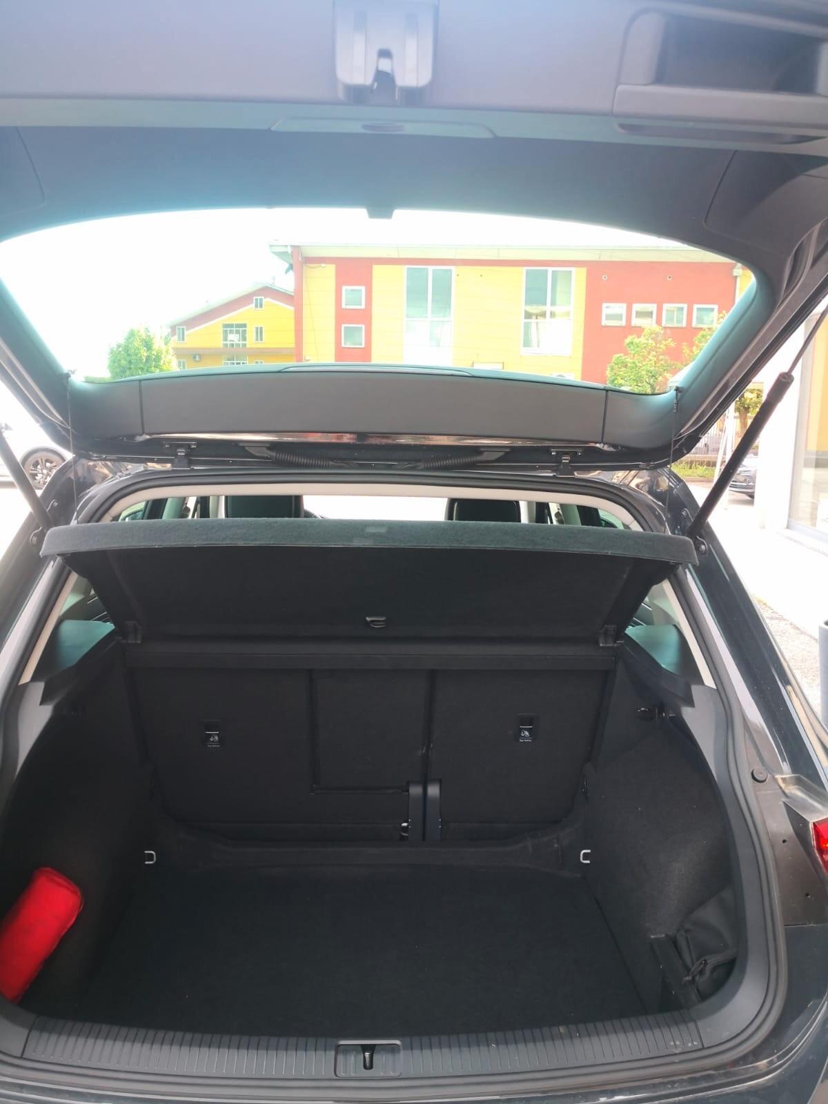 Volkswagen Tiguan 2.0 TDI 150 CV SCR DSG Life ***TAGLIANDI VW***