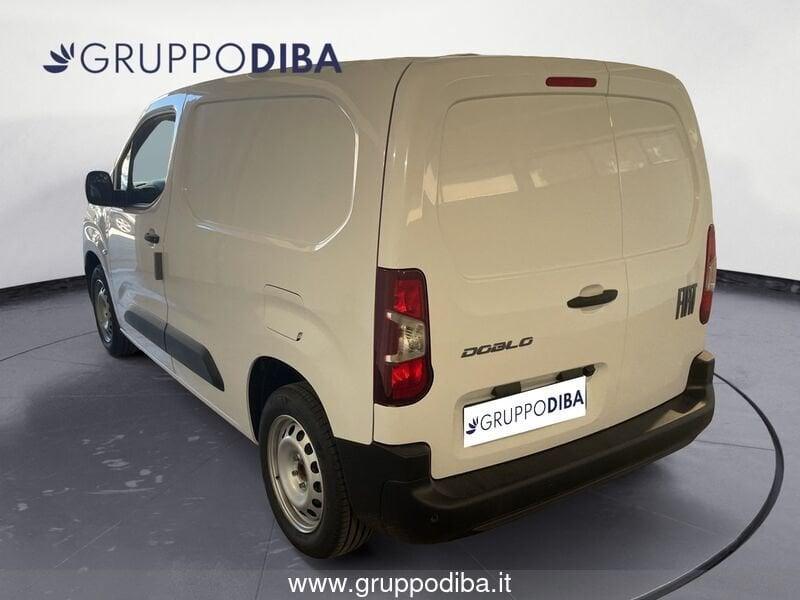 FIAT Doblò Dobl? Serie 3 Van Ch1 1.5 Bluehdi 130cv Mt6