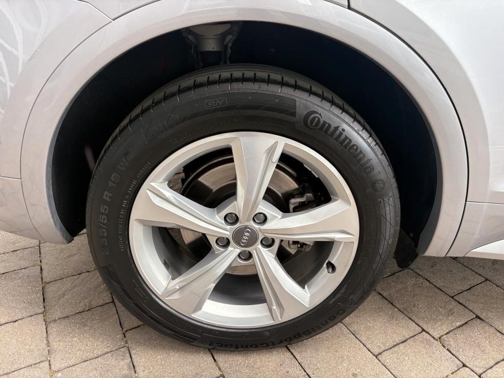 Audi Q5 2.0 TDI 190 CV quattro S tronic Business Sport