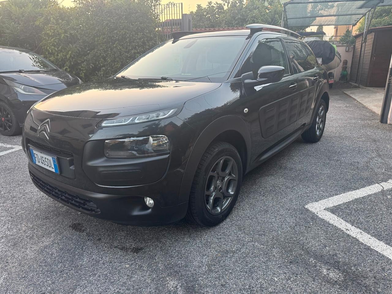 Citroen C4 Cactus BlueHDi Shine