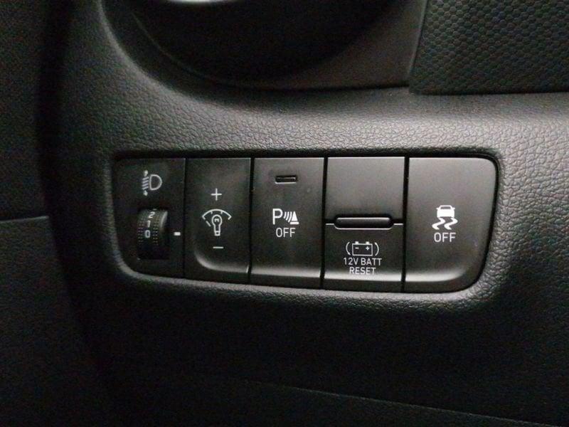 Hyundai Kona 1.6 gdi hev Xline+ 2wd 141cv dct