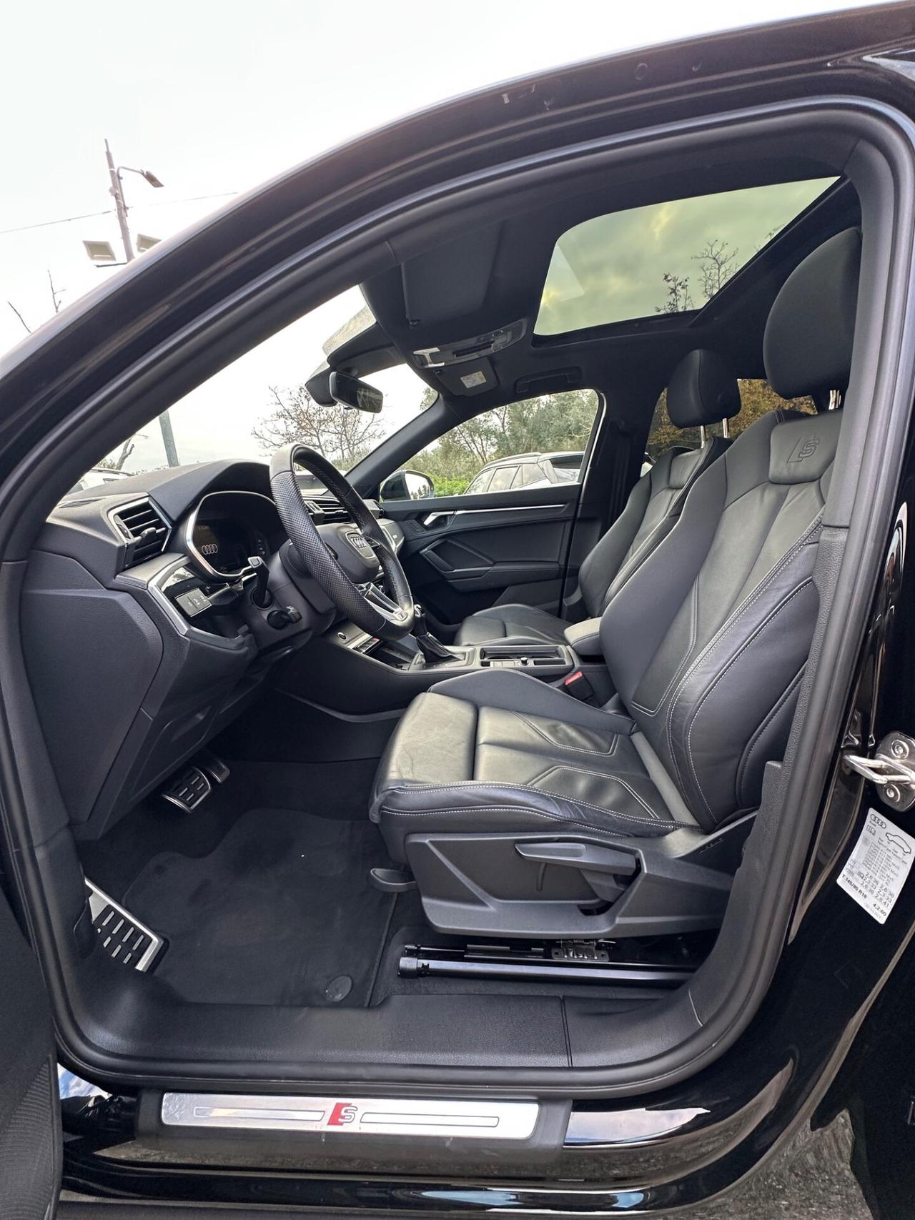 Audi Q3 SPB 40 TDI quattro S tronic Identity Black