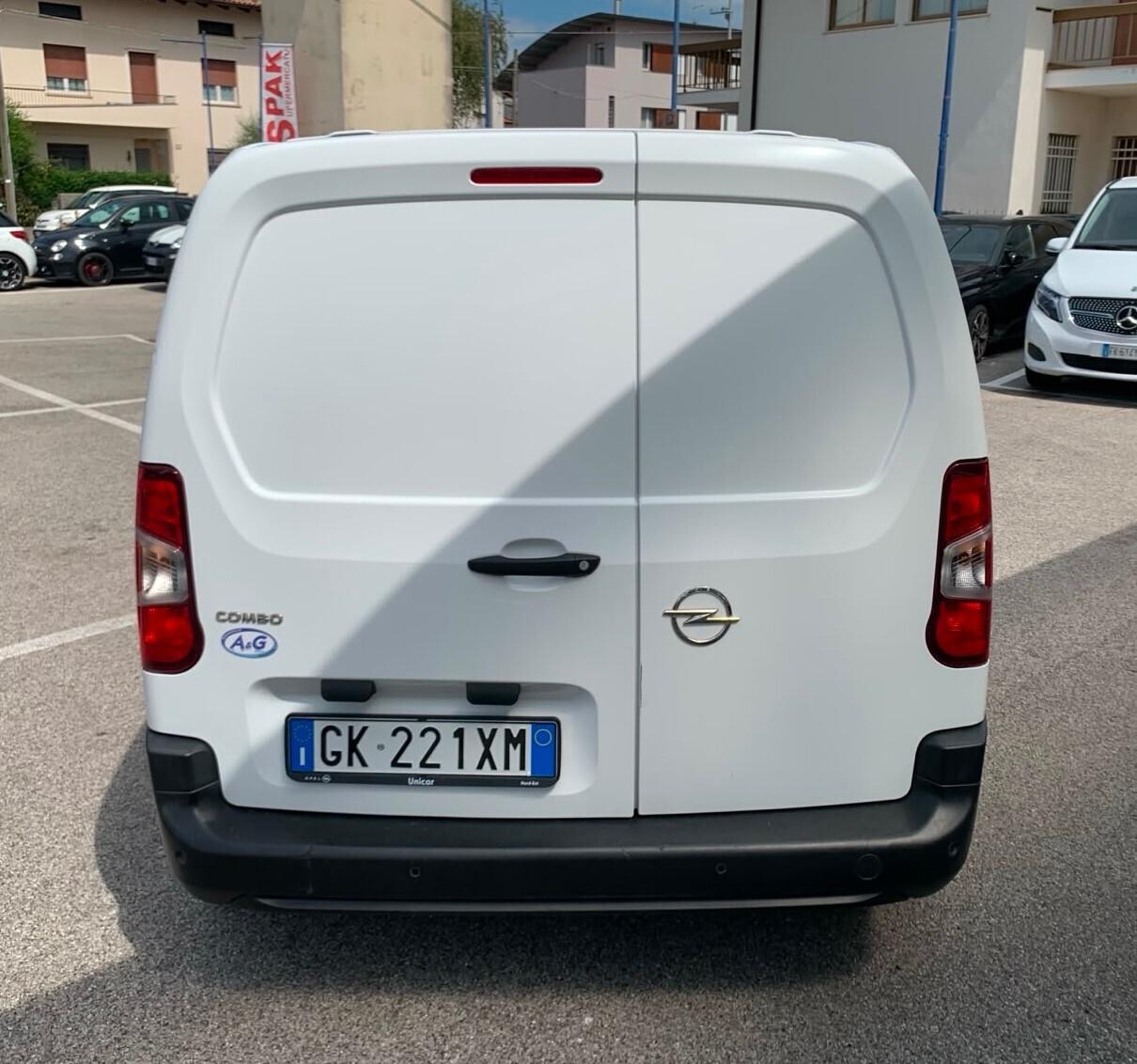 Opel Combo Cargo 1.5 100CV Coibentato Frigorifero Isotermico Frigo