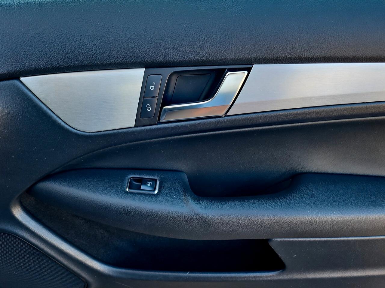 Mercedes-benz C 220 CDI BlueEFFICIENCY Coupé Avantgarde