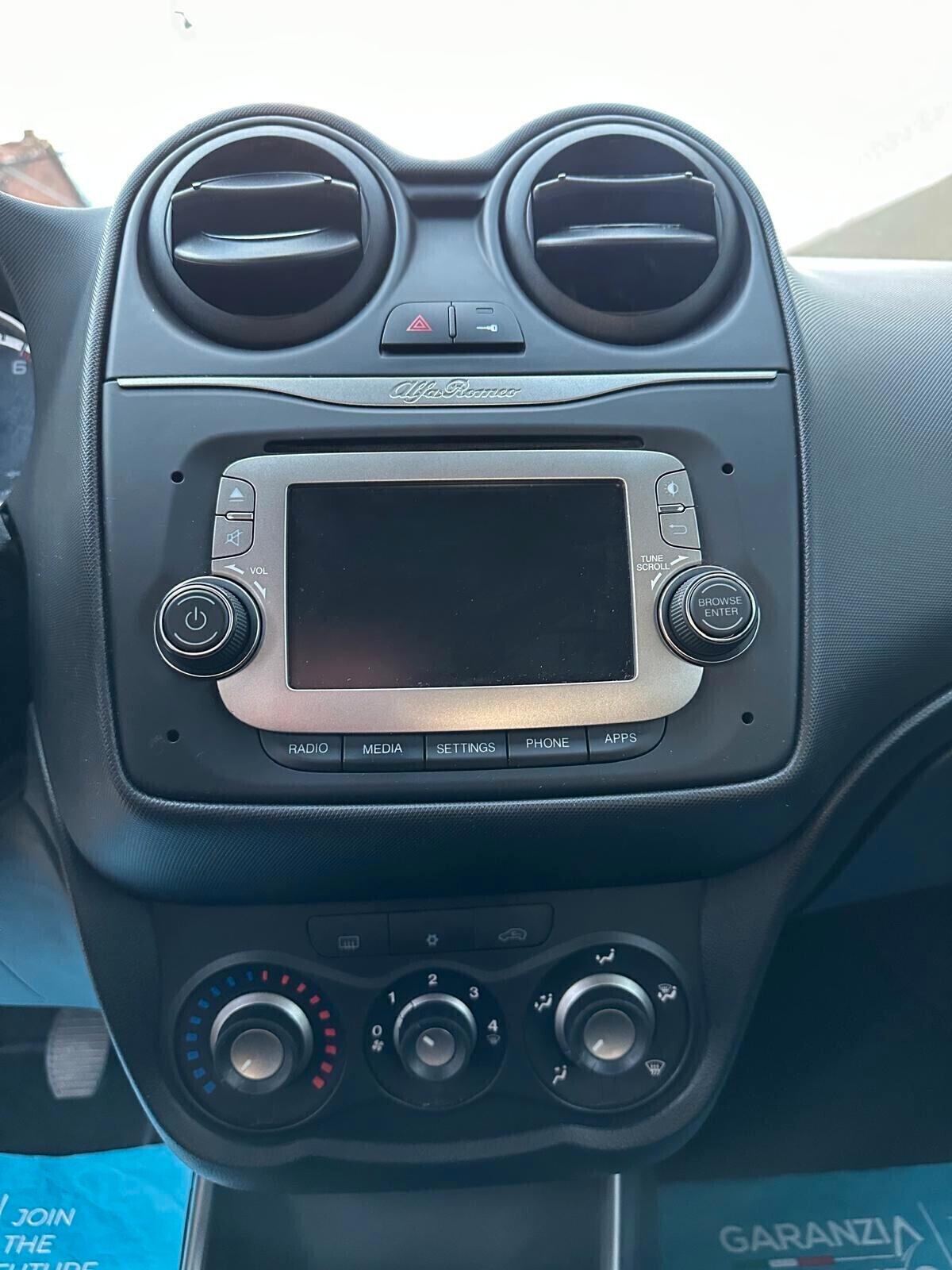 Alfa Romeo MiTo 1.4 78 CV 8V S&S Super - NeoPatentati