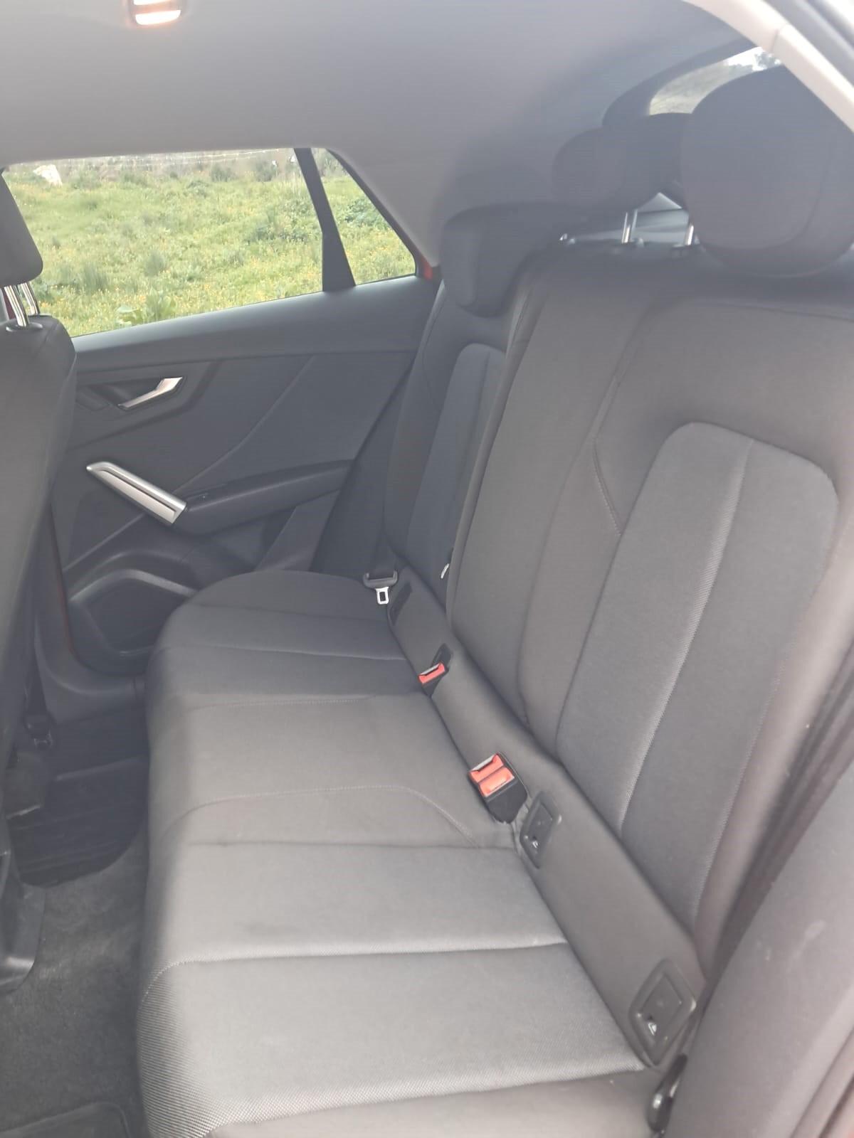 Audi Q2 35 TDI quattro S tronic Admired (Iva Esposta)