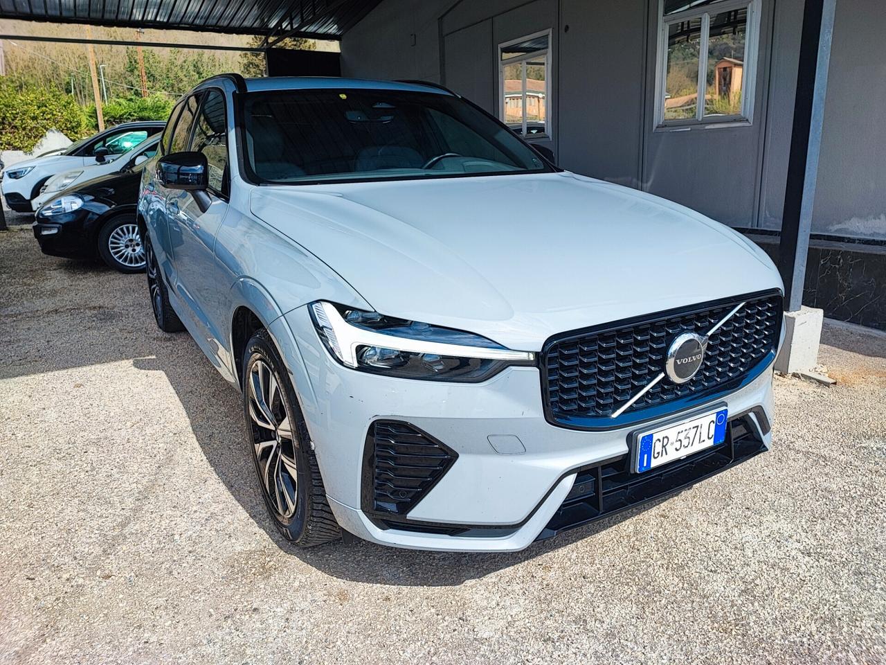 Volvo XC 60 XC60 B4 (d) AWD automatico Ultimate Dark