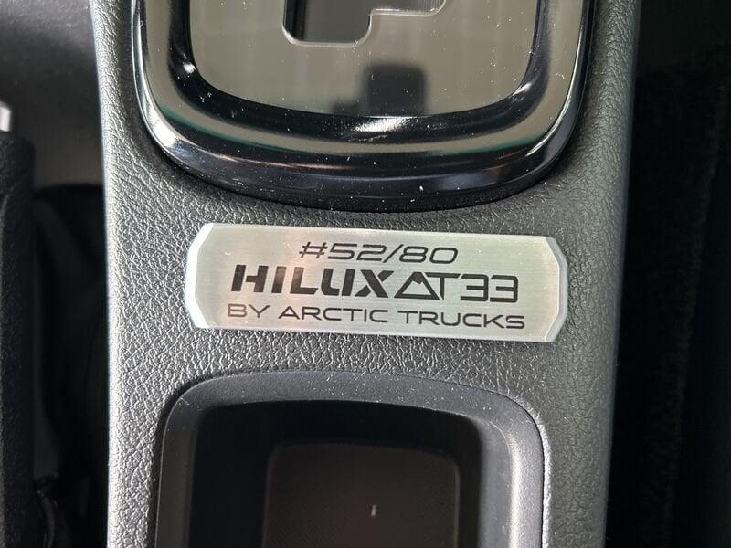Toyota Hilux 2.8 D A/T 4WD 4 porte AT 33 Double Cab Invincible IVA ESPOSTA COMPRESA