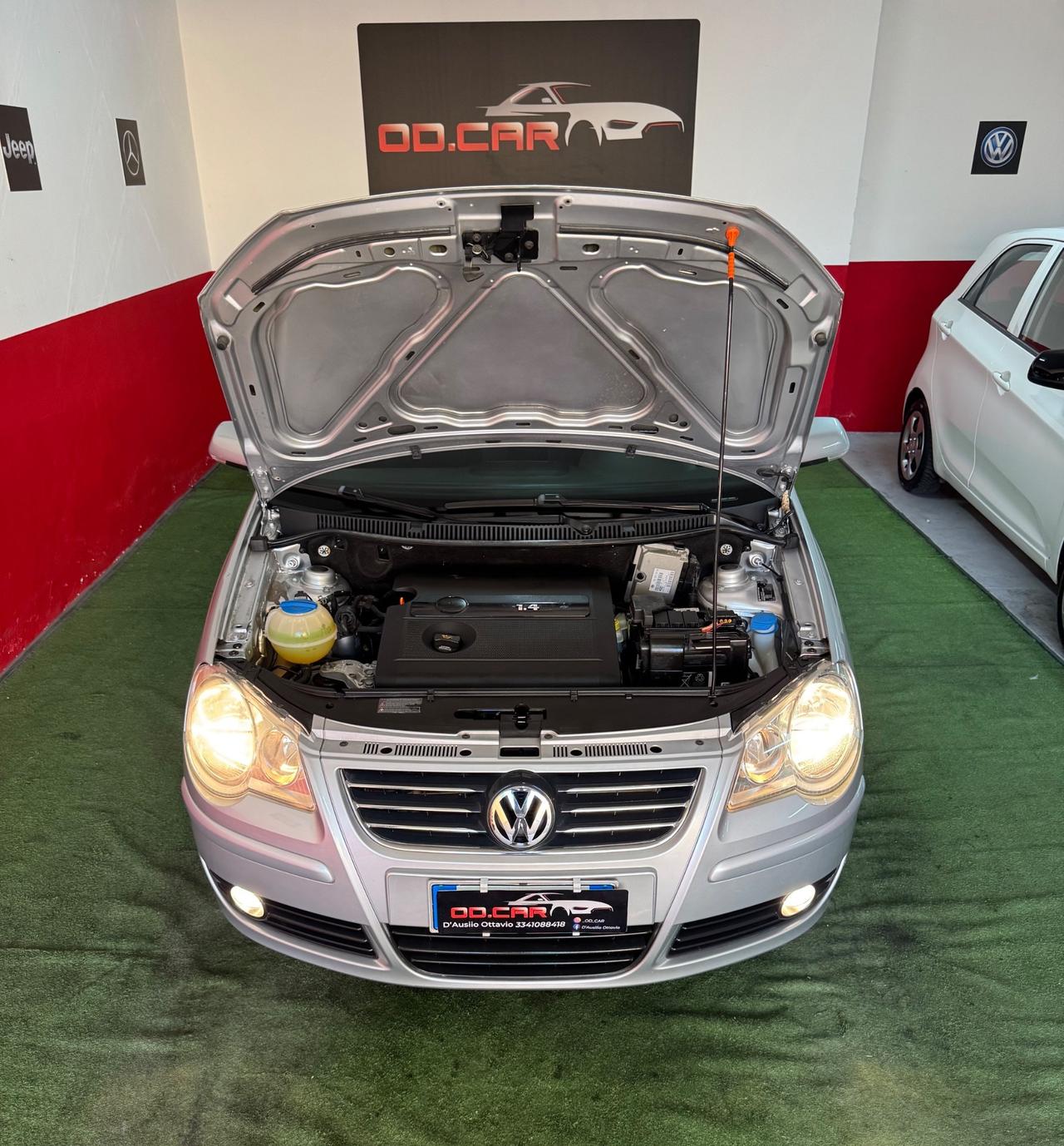 Volkswagen Polo 1.4/75CV 16V 5p. aut. Comfortline