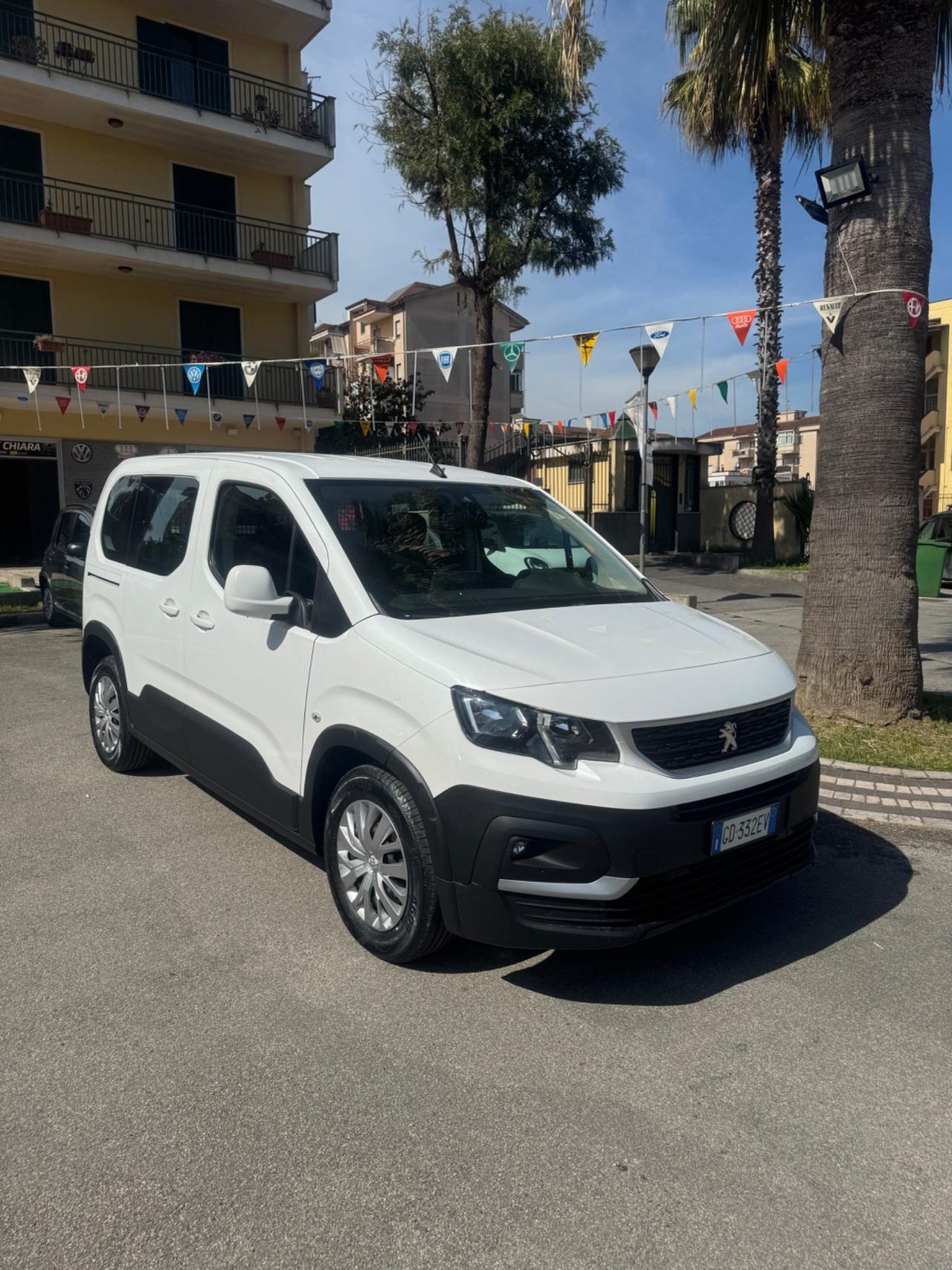 Peugeot Rifter BlueHDi 100 S&S Allure *AUTOCARRO