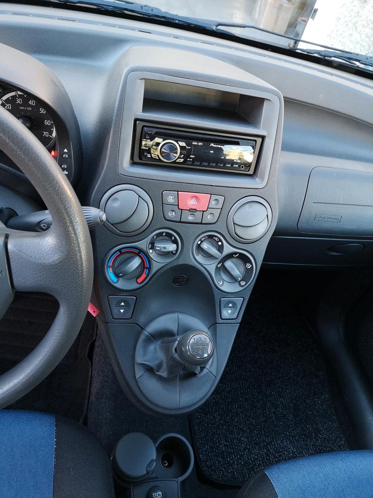 Fiat Panda 1.3 MJT 16V DPF 4x4 Climbing