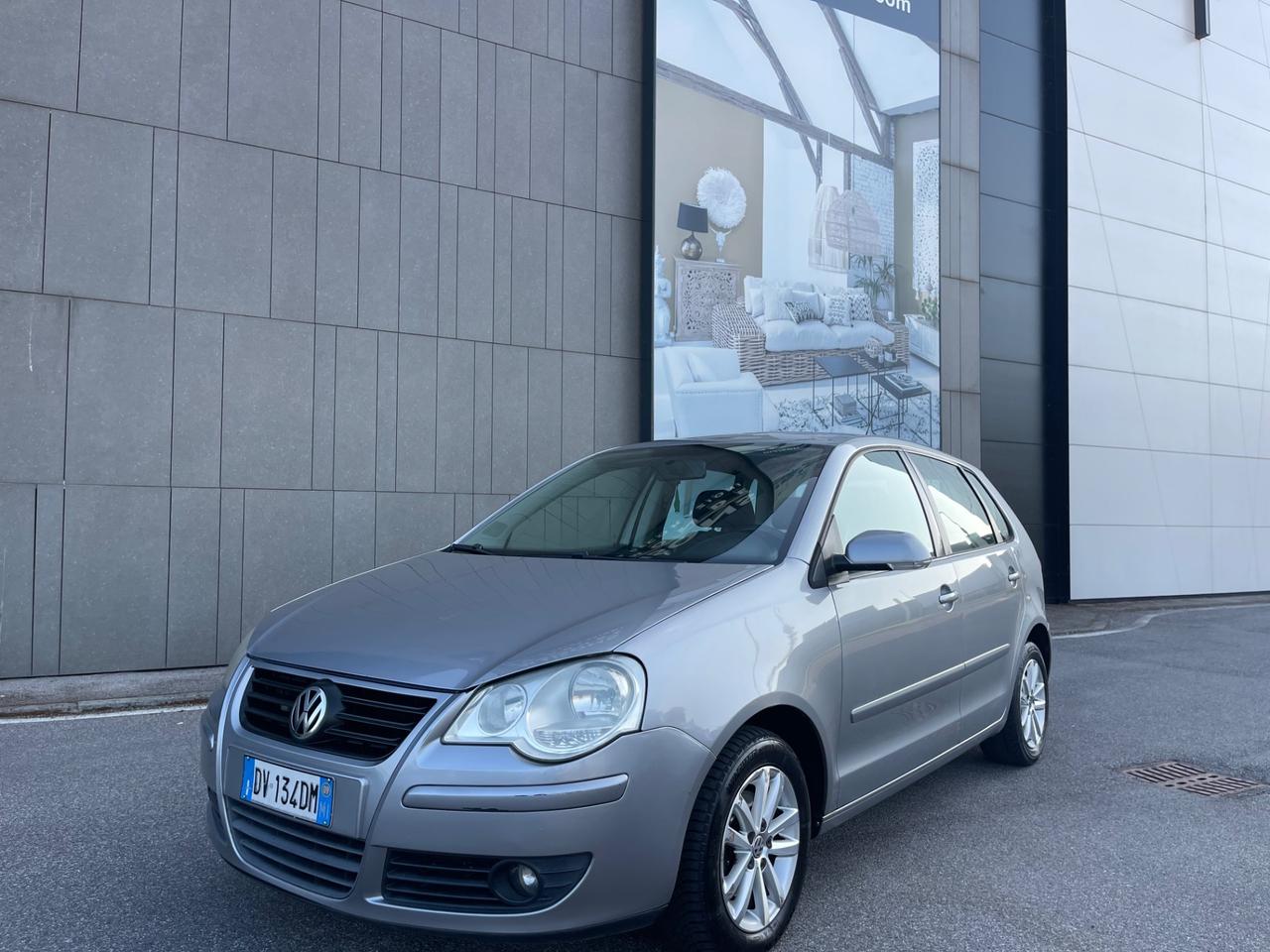 Volkswagen Polo 1.4 5 porte Highline