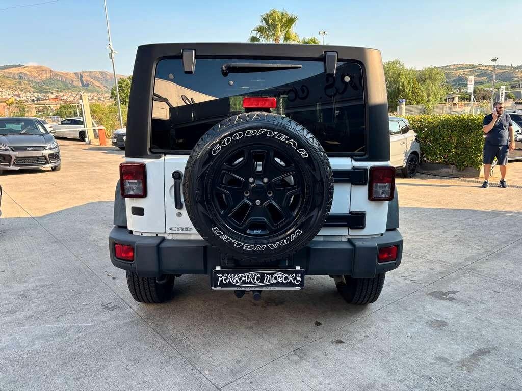 Jeep Wrangler 2.8 CRD DPF Sahara Auto 2012 / KM 196.000 Tua a solo 219 Euro al mese