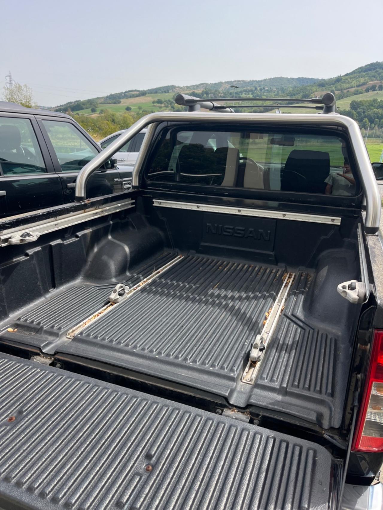 Nissan Navara 2.5 dCi 4 porte Double Cab Sport