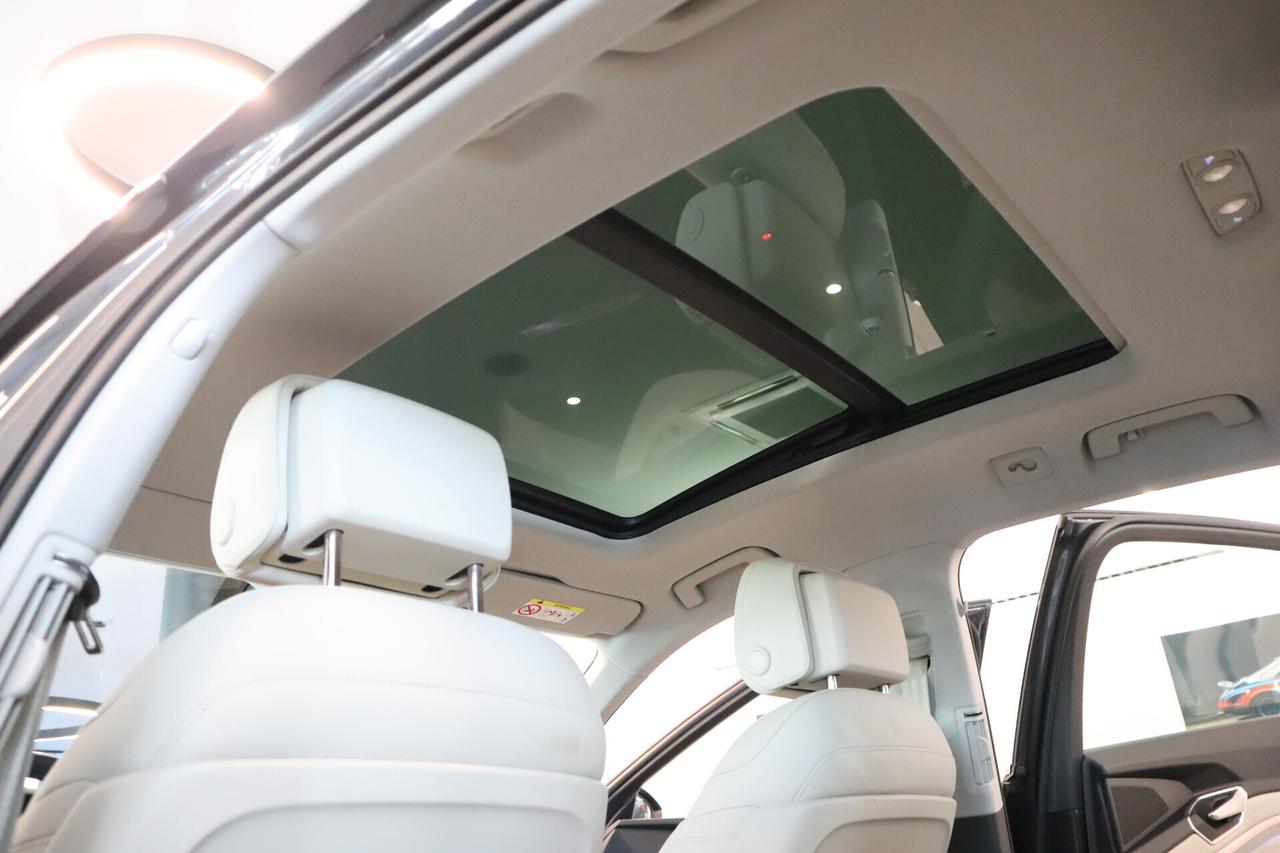 e-tron 55 Quattro 408 CV TETTO APRIBILE 360° MATRIX HEAD-UP BANG&OLUFSEN 21"